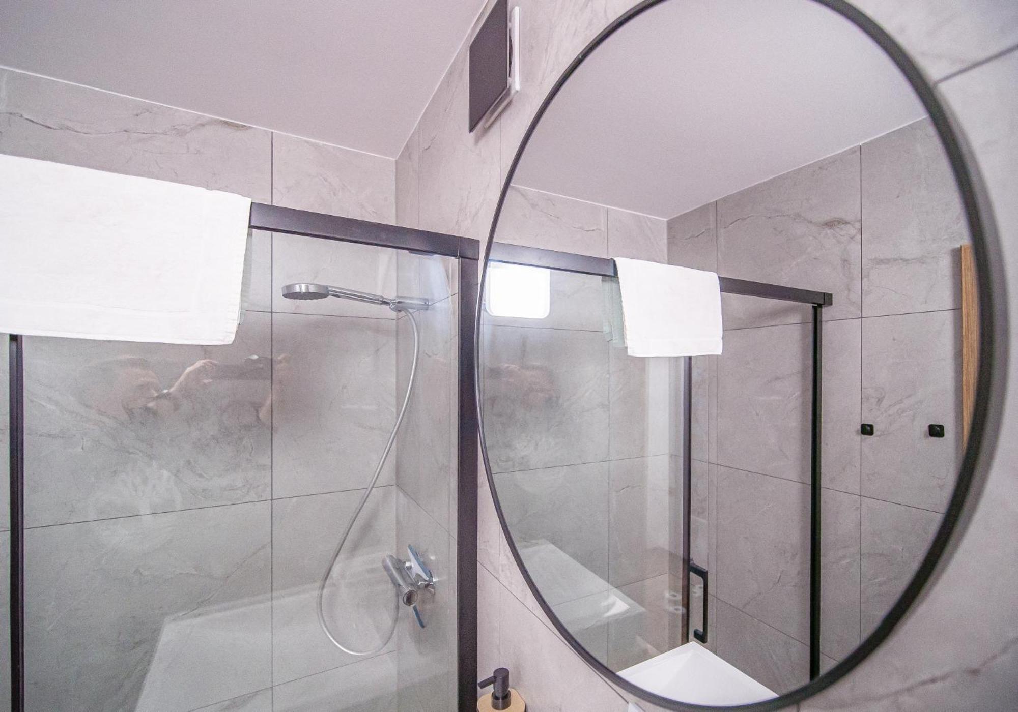 Apartament Dworska غدانسك المظهر الخارجي الصورة